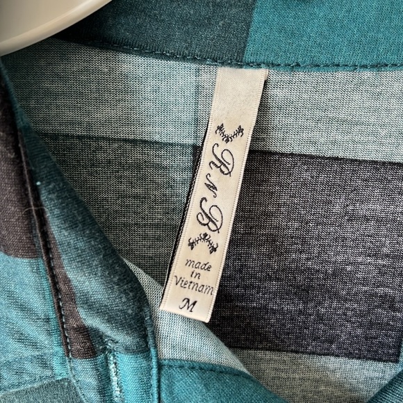 R N B soft flannel shirt Medium - Picture 2 of 5